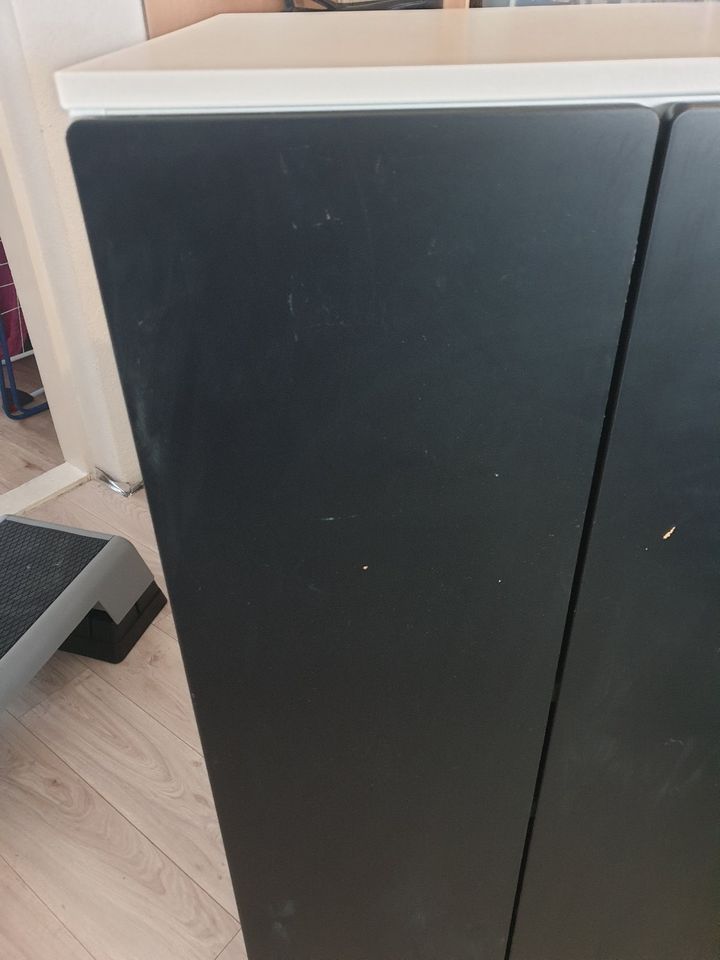 Platsa Kinderschrank / Kleiderschrank mit Kreidetafeln IKEA in Nürnberg (Mittelfr)