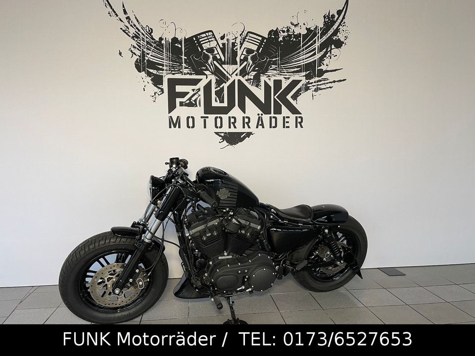 Harley-Davidson XL 1200 X FORTY EIGHT 48 PREMIUM UMBAU 180er !!! in Notzingen