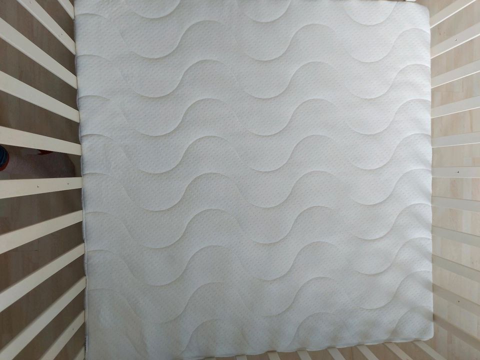 roba Laufgitter 1m × 1m weiß mit Matratze in Langenweißbach