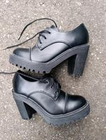 Schwarze Plateau Blockabsatz Heels, Gr. 38 von Catwalk Baden-Württemberg - Korntal-Münchingen Vorschau