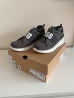 UGG Neutra Sneaker grau Gr. 42 NEU Nordrhein-Westfalen - Erkelenz Vorschau