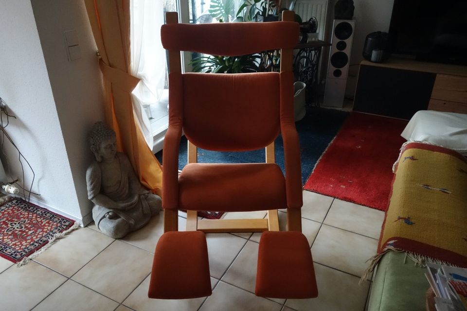 Relaxsessel "Stokke Gravity two balans" Esche/ Farbe Terracotta in Ilsfeld