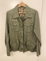 Jacke von Bench, Größe L Hessen - Griesheim Vorschau