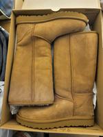 UGGS Classic Tall 2 NEU! Gr.40 West - Nied Vorschau