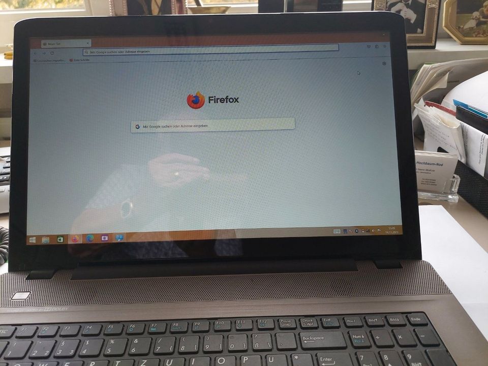 17,4 " Medion Akoya Laptop aus dem Jahr 2015 in Bonn