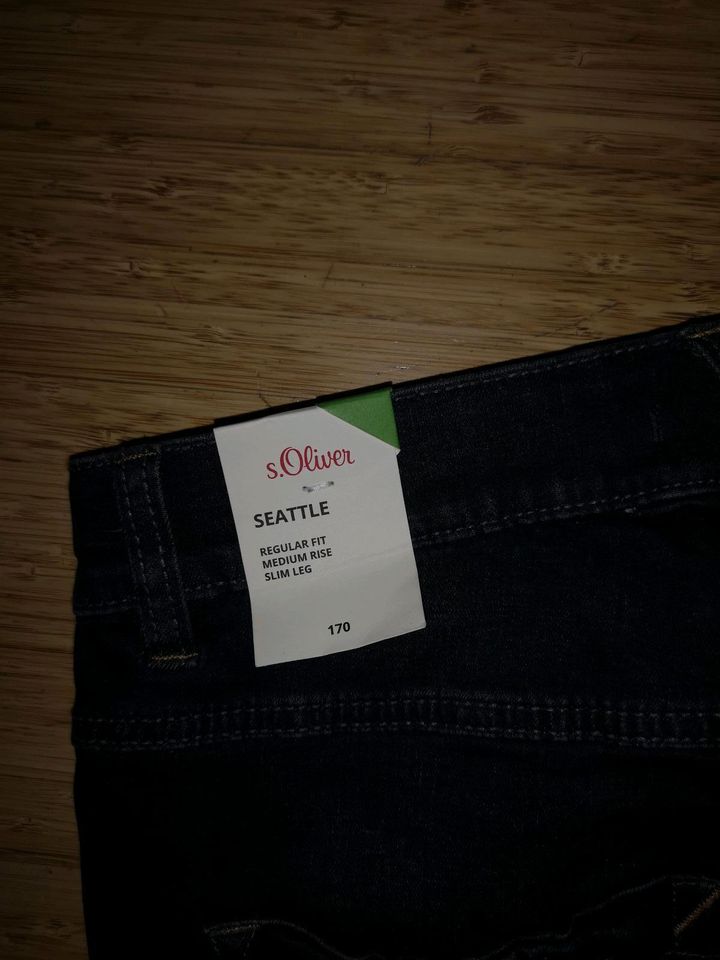 S. Oliver Jeans Seattle Gr. 170 NEU in Hannover