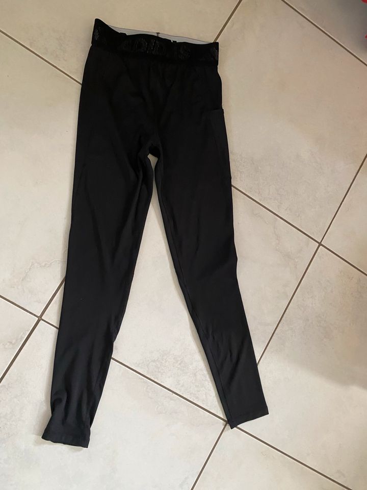 Sportleggings Sporthose Adidas NEU Gr. S in Greiz