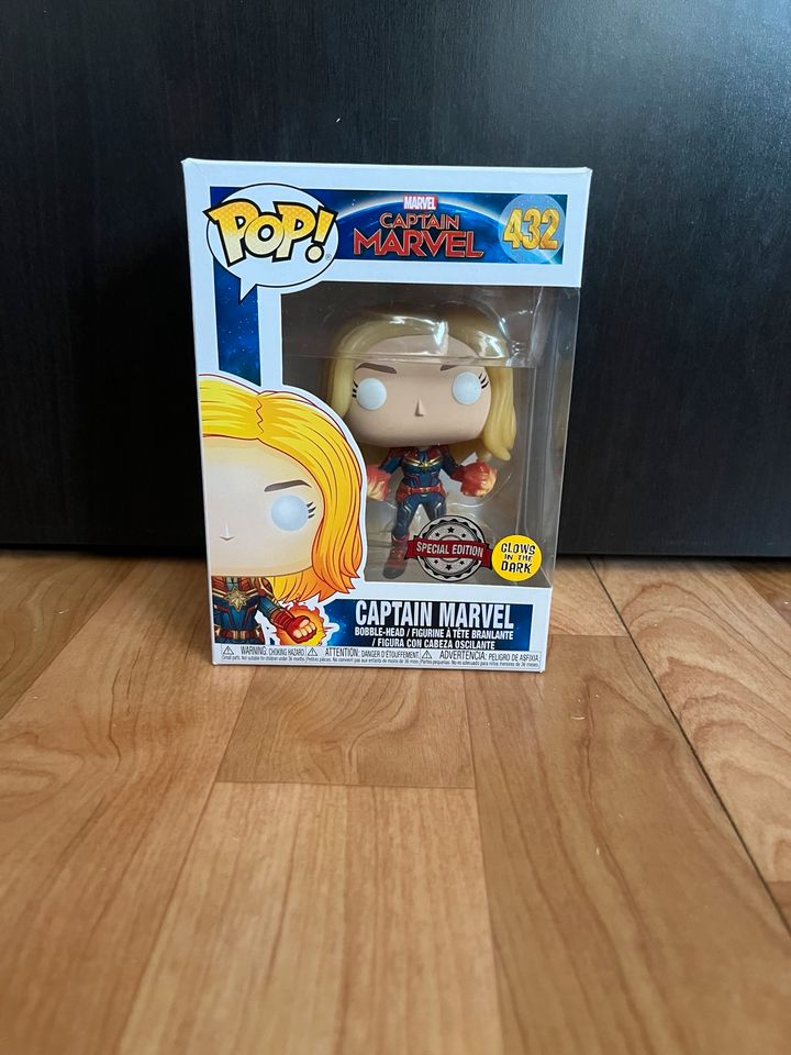 Funko Pop Marvel (Iron Man, Venom, Spider-Man, Captain Marvel) in Ringgau