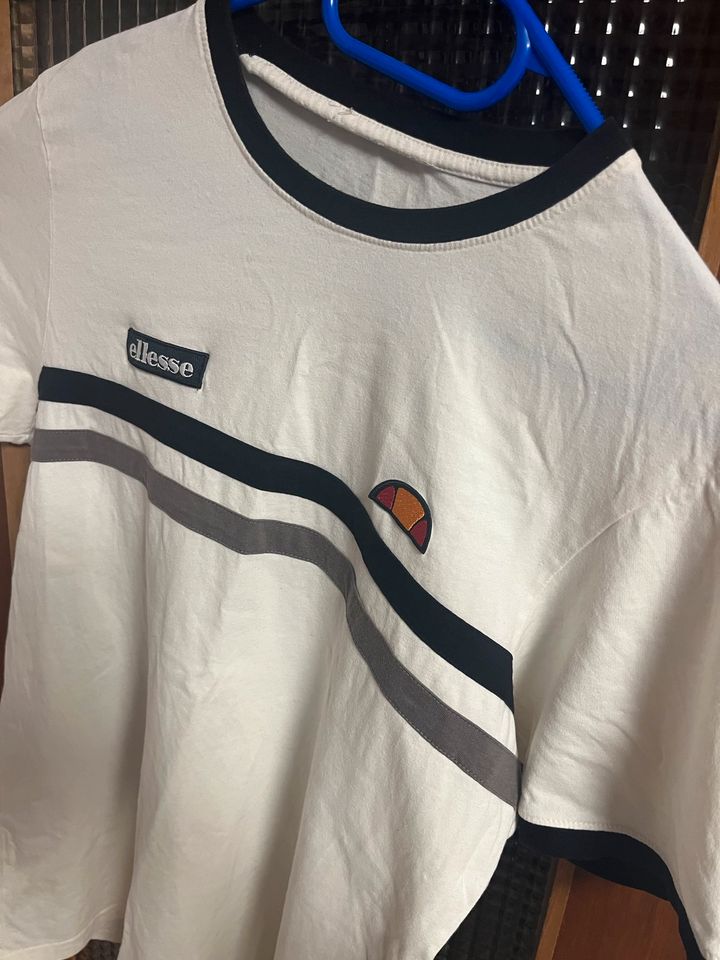 Ellesse T-Shirt Größe M in Nürnberg (Mittelfr)