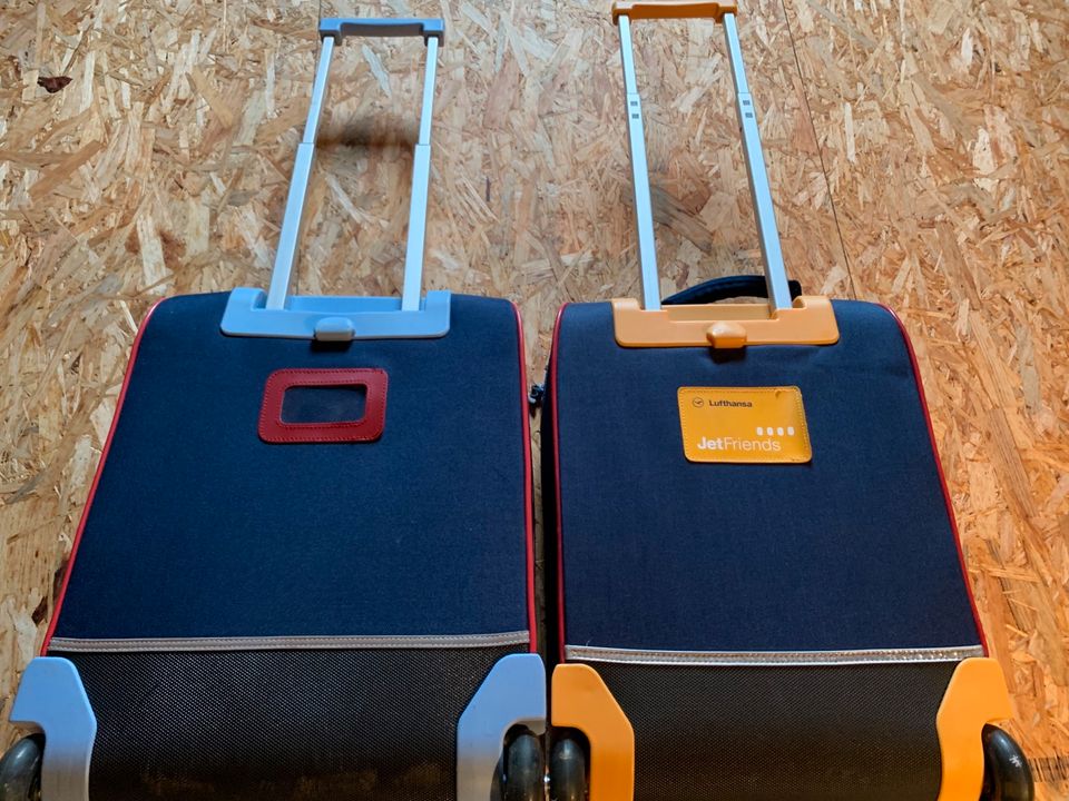 Kinder Reise-Trolleys von Lufthansa mit Leuchtrollen in Sonthofen