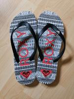 Roxy Flip flops Zehentrenner Badelatschen neu 38 Niedersachsen - Bovenden Vorschau