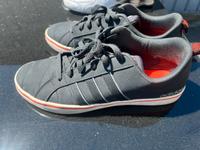 Adidas sneaker Schuhe grau orange Sohle VS Space neuwertig 42 Rheinland-Pfalz - Neuwied Vorschau