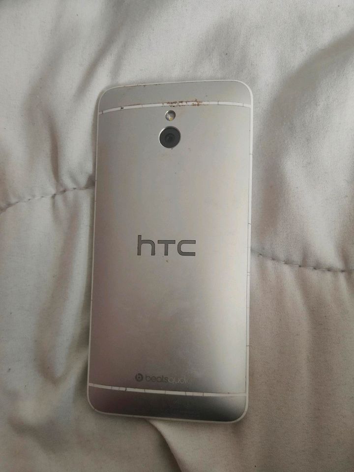 HTC One Handy in Porta Westfalica