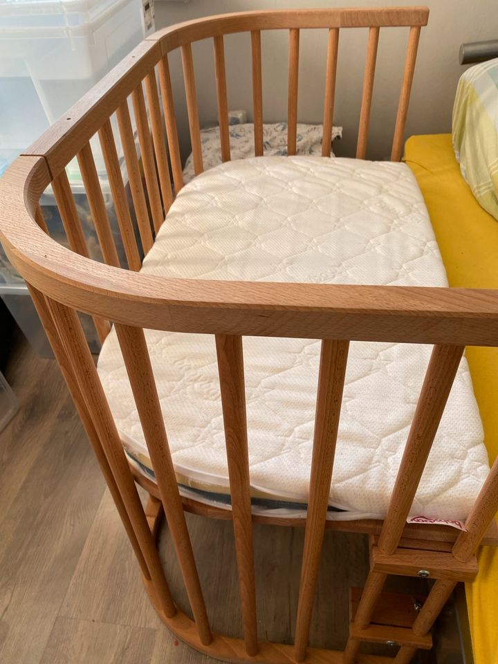 BabyBay Maxi geölt Beistellbett + AngelWave Matratze in Essen