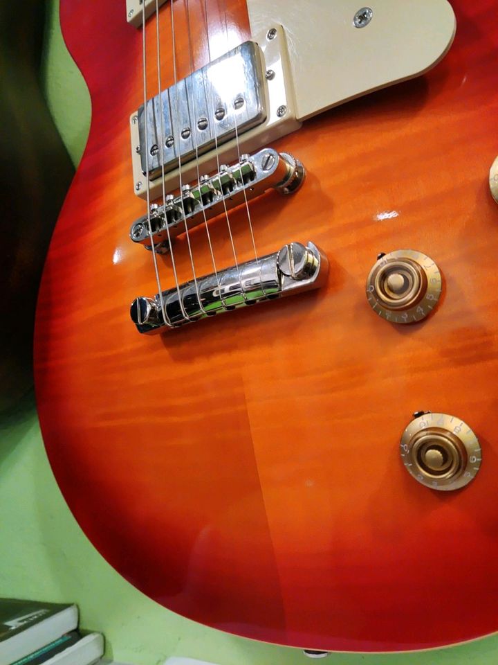 Epiphone les Paul 1959 - Vom Gitarrenbauer fit gemacht in Wertheim