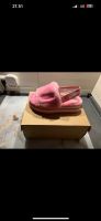 UGG / Sandalen / Pantoffel / Hausschuhe Plateau Slides Hessen - Bad Sooden-Allendorf Vorschau