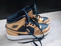 Air Jordans gr. 37 schwarz/ gold Dortmund - Hörde Vorschau