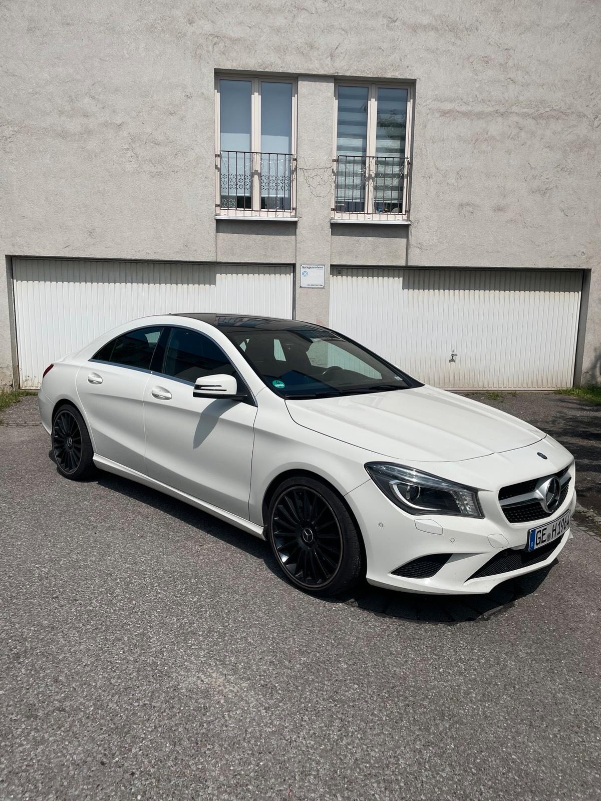 Abbildung des Autos Mercedes Benz CLA 180 Ur…