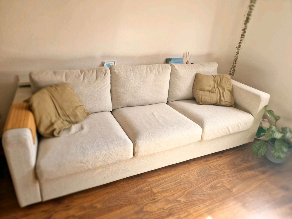 Dreier Sofa "vimle" mit passendem Hocker von Ikea Couch beige in Witzenhausen