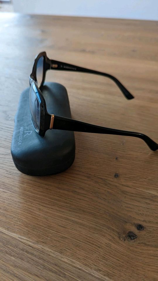 Neuwertige Rodenstock Sonnenbrille in Essenbach