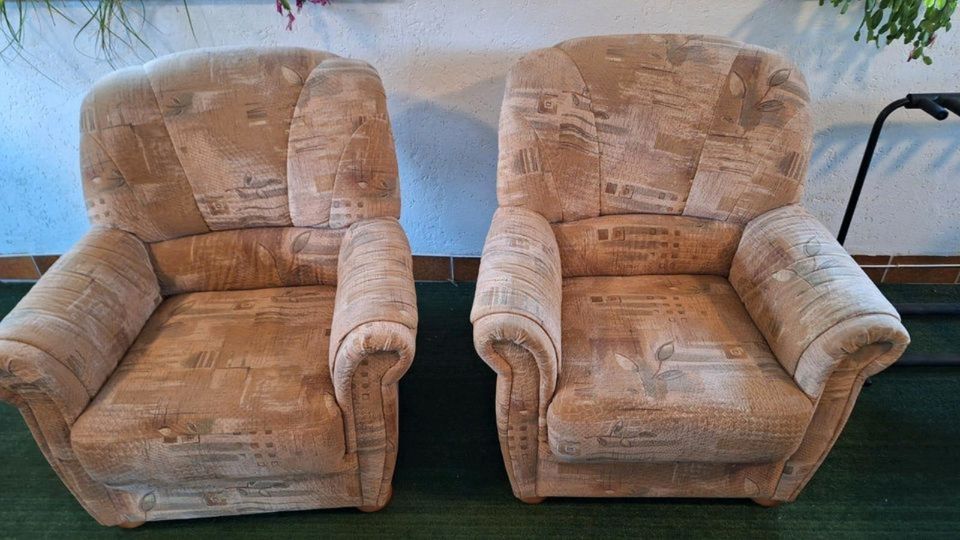 Sessel und Sofa in Feuchtwangen