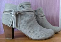 graue Stiefeletten TOM TAILOR Gr. 39 Bochum - Bochum-Mitte Vorschau
