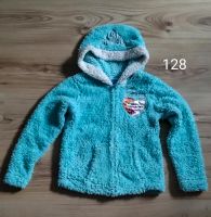 Disney Anna & Elsa Flauschjacke 128 Hessen - Vellmar Vorschau