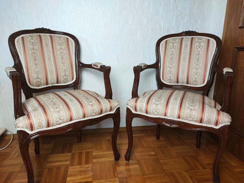 Wunderschöne antike Sessel sehr hochwertig in Aachen