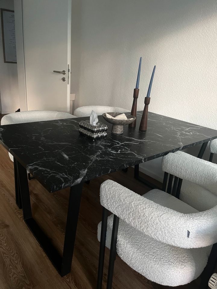 Esstisch Marmoroptik schwarz weiß Esszimmer Wohnzimmer in Siegburg