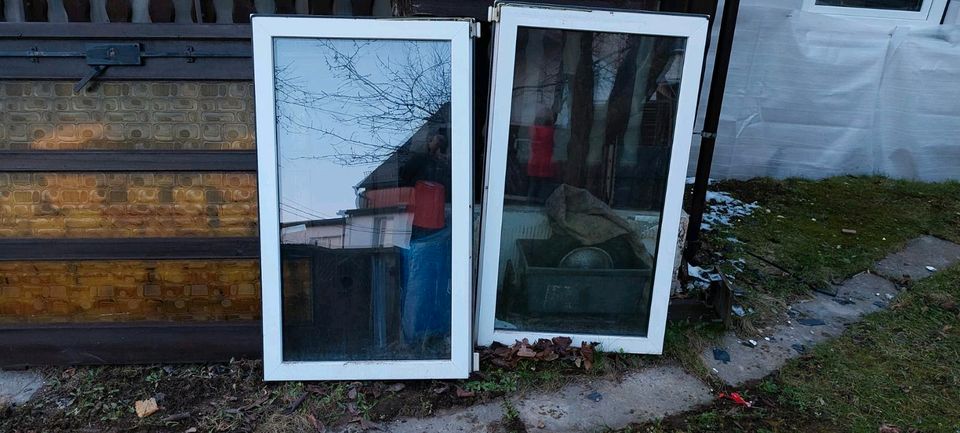 Doppel Kunststoff Fenster mit Rahmen in Saalburg-Ebersdorf