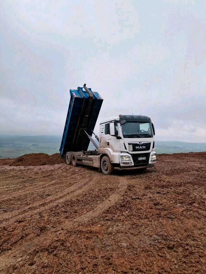 Baumaschinen Vermietung Erdbau Entsorgung Recyceln Erd Transport in Tann