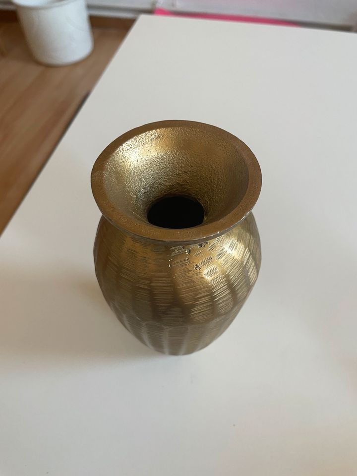 Vase Gold Vintage in Hannover