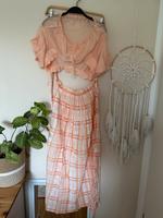 Dirndlbluse + Schürze apricot München - Moosach Vorschau