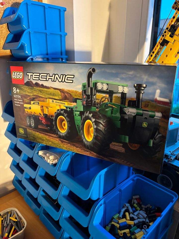 Lego 42136 Technic NEU John Deere 9620R 4WD Tractor in Nürnberg (Mittelfr)