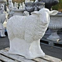 Tier Figuren Beton Stein Hund, Lowe, Pferd, Adler Gartenstatuen Nordrhein-Westfalen - Waldfeucht Vorschau