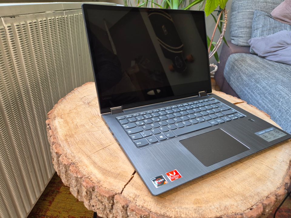 Lenovo Yoga 530 Ryzen 5 Laptop Convertible in Osnabrück