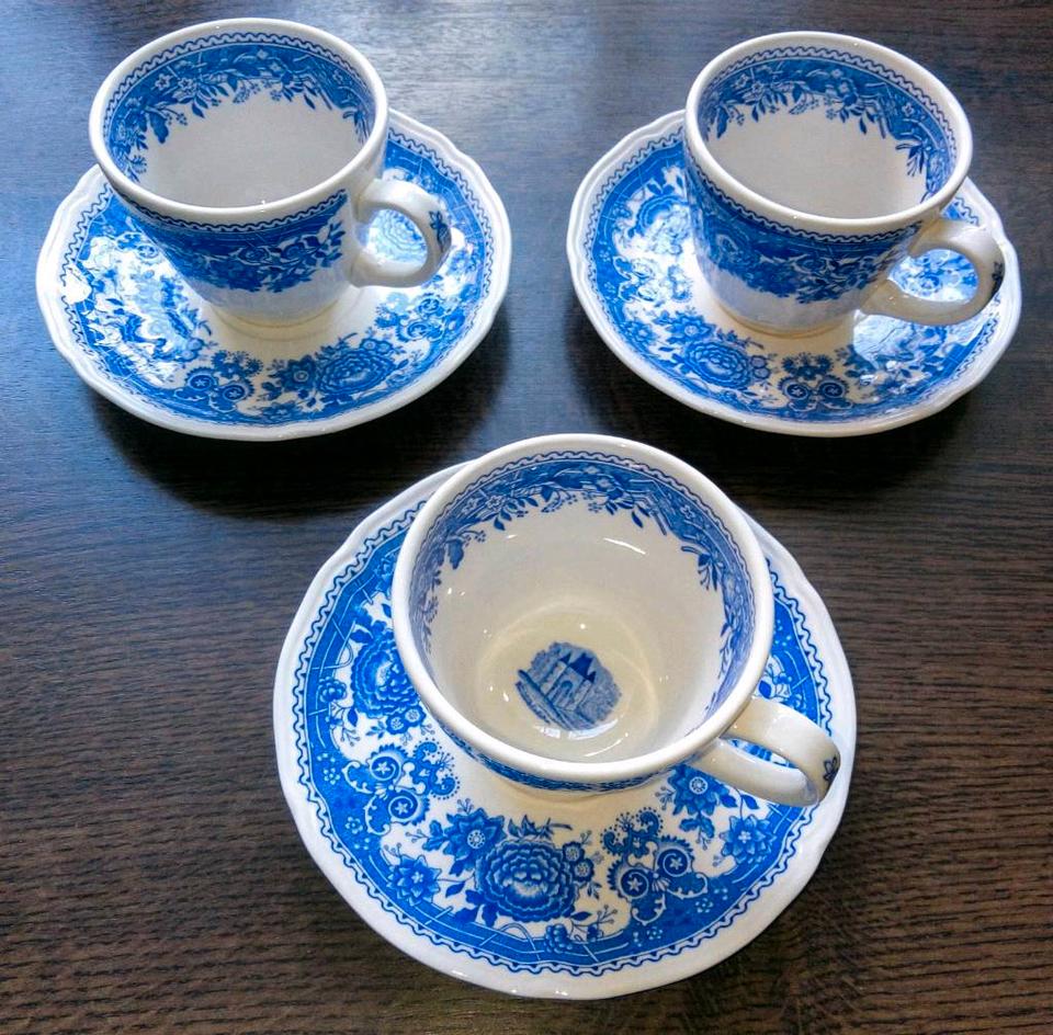 VILLEROY & BOCH . V&B BURGENLAND BLAU KAFFEETASSEN U. UNTERTELLER in Hamburg