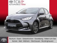 Toyota Yaris 1.5 Hybrid Team D *KAMERA*CARPLAY* Nordrhein-Westfalen - Oberhausen Vorschau