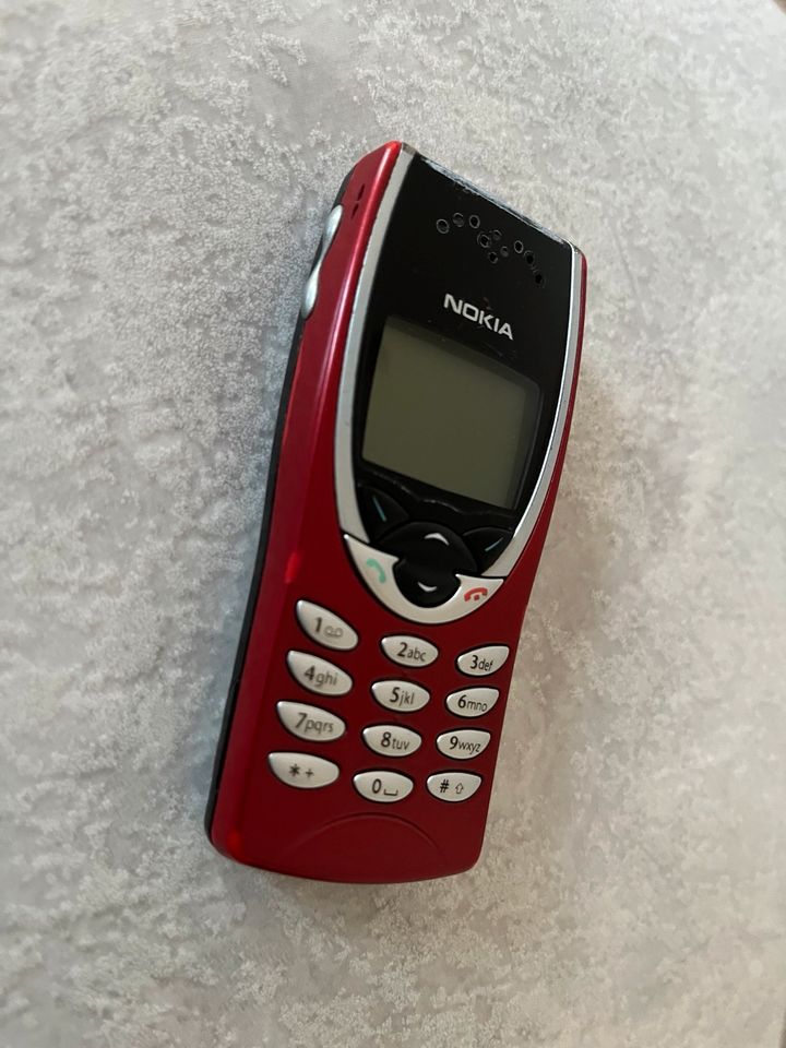 Handy / Telefon Nokia 8210 in Tiefenort