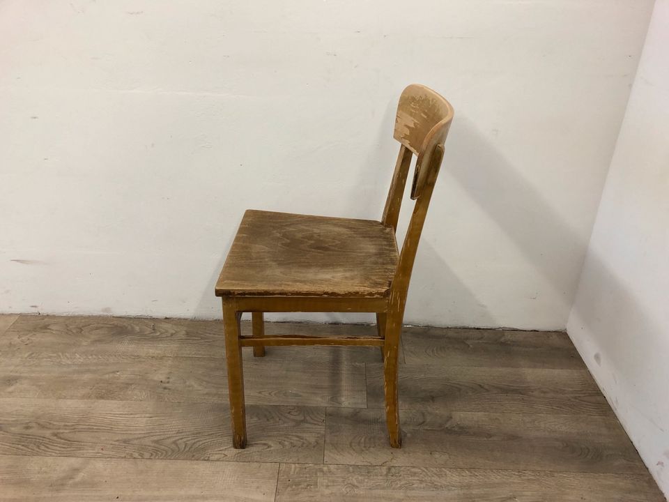 #A Stuhl einzeln Holz Shabby ohne Polster Wohnzimmer Deko DDR in Burgstädt