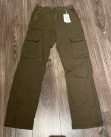 Cargo Hose Damen Olive Gr. 38, Stradivarius, NEU Hamburg-Nord - Hamburg Winterhude Vorschau