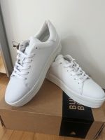 Neue Bullboxer Sneaker Schuhe Leder Hessen - Oberursel (Taunus) Vorschau