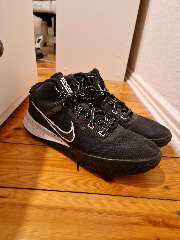 Nike Sportschuhe (48,5) in Berlin