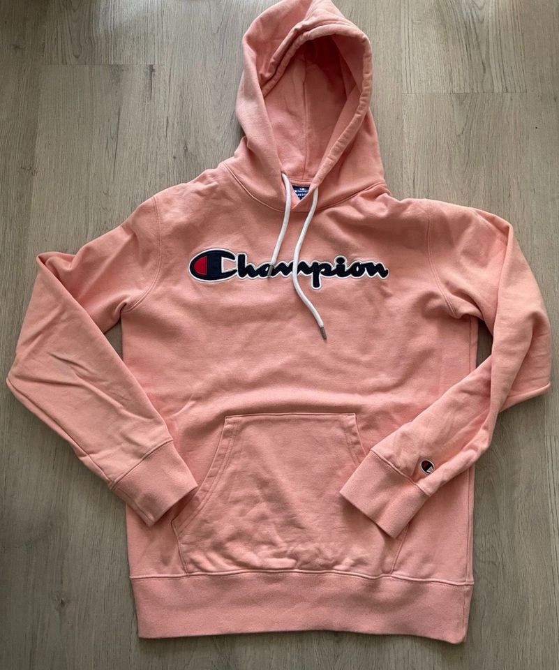 Champion Hoodie Pullover neuwertig in Köln