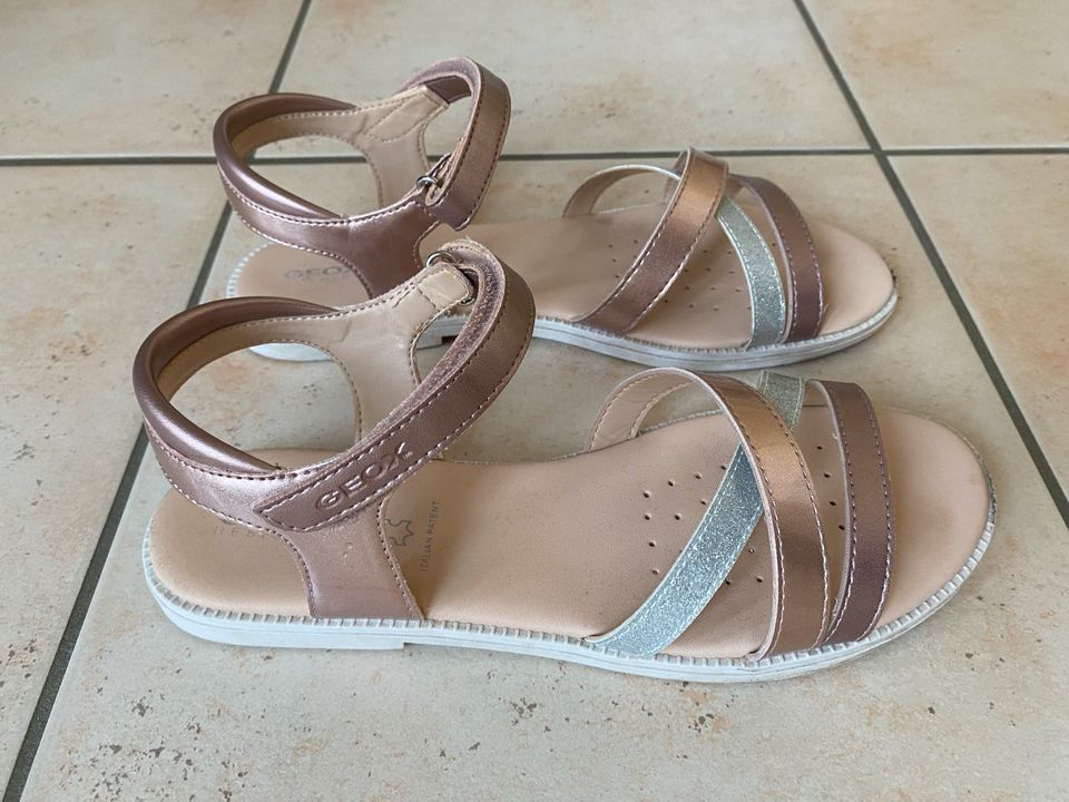 GEOX Sandalen Größe 39 „Karly Girl Rose“ in Leverkusen