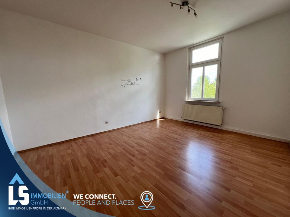 2 Raum  Wohnung mit Einbauküche zu vermieten in Osterburg