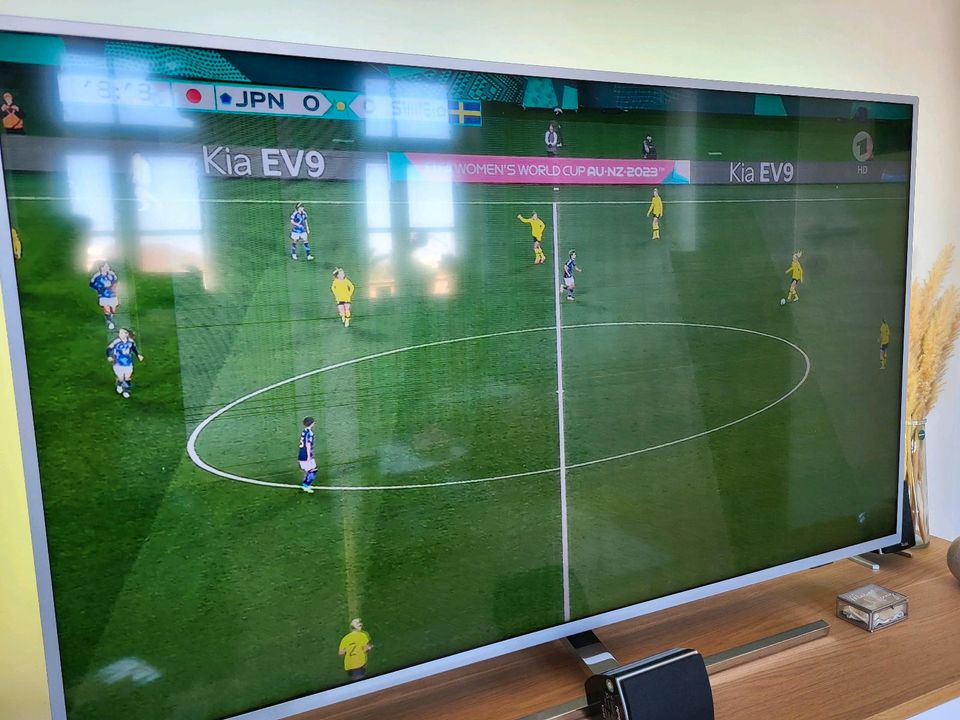 Philips TV 58 Zoll 4k Ambilight Teildefekt 58PUS8555/12 in Leipzig