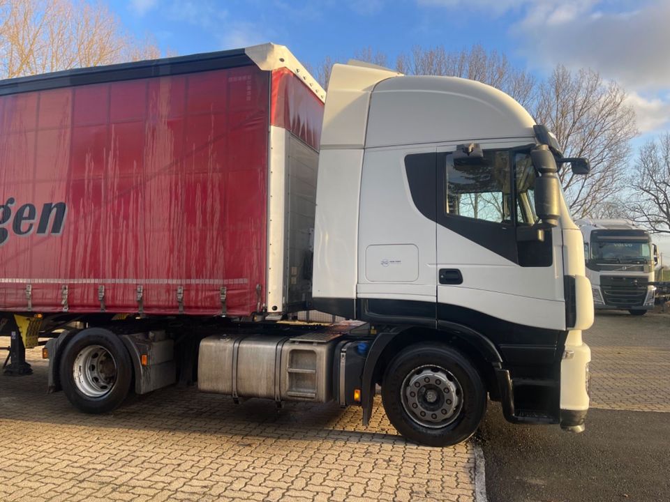 Iveco AS440S46 T/P HI -WAY 480 PS ,420 in Reinstorf