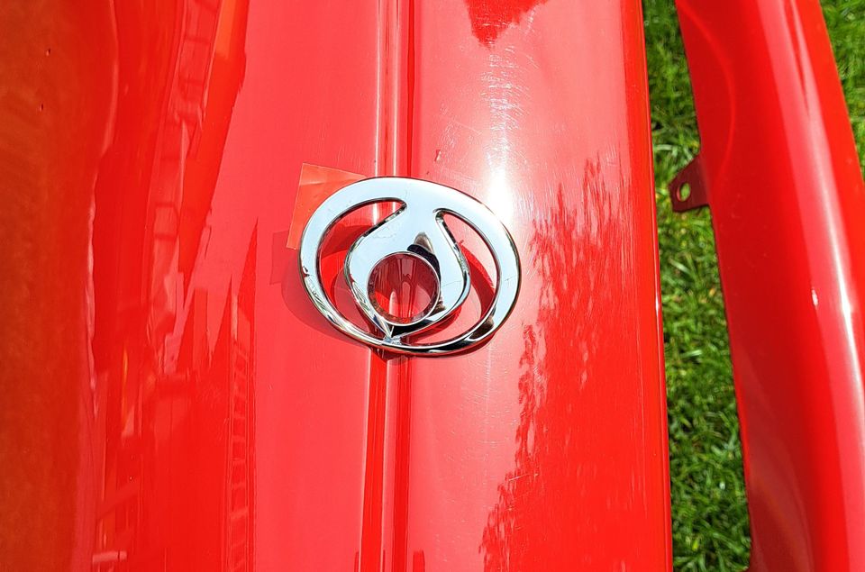 Mazda MX5 NA Stoßstange, Frontschürze, rot, Original, Stoßfänger in München