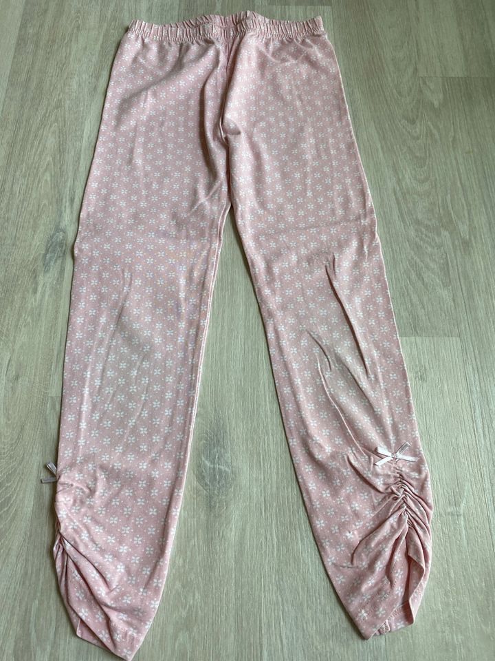 Neuwertige Leggings Topolino Gr 122 in Hünfeld